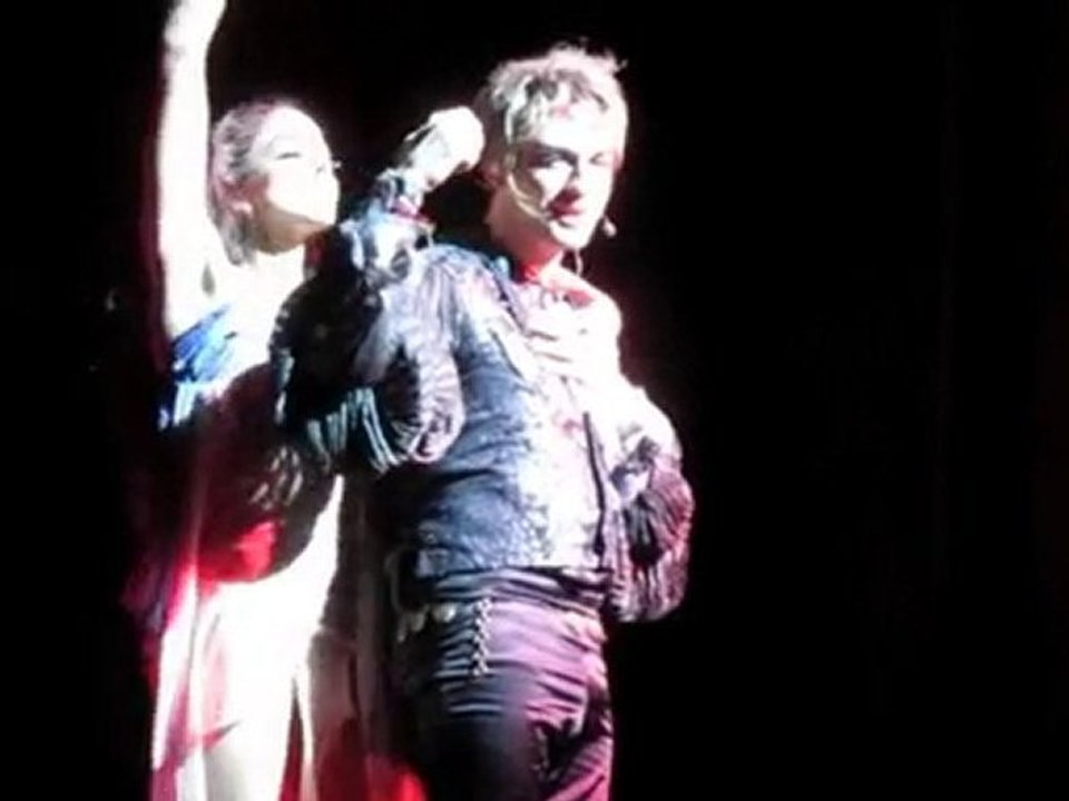 MOZART L'OPERA ROCK JE DORS SUR DES ROSES