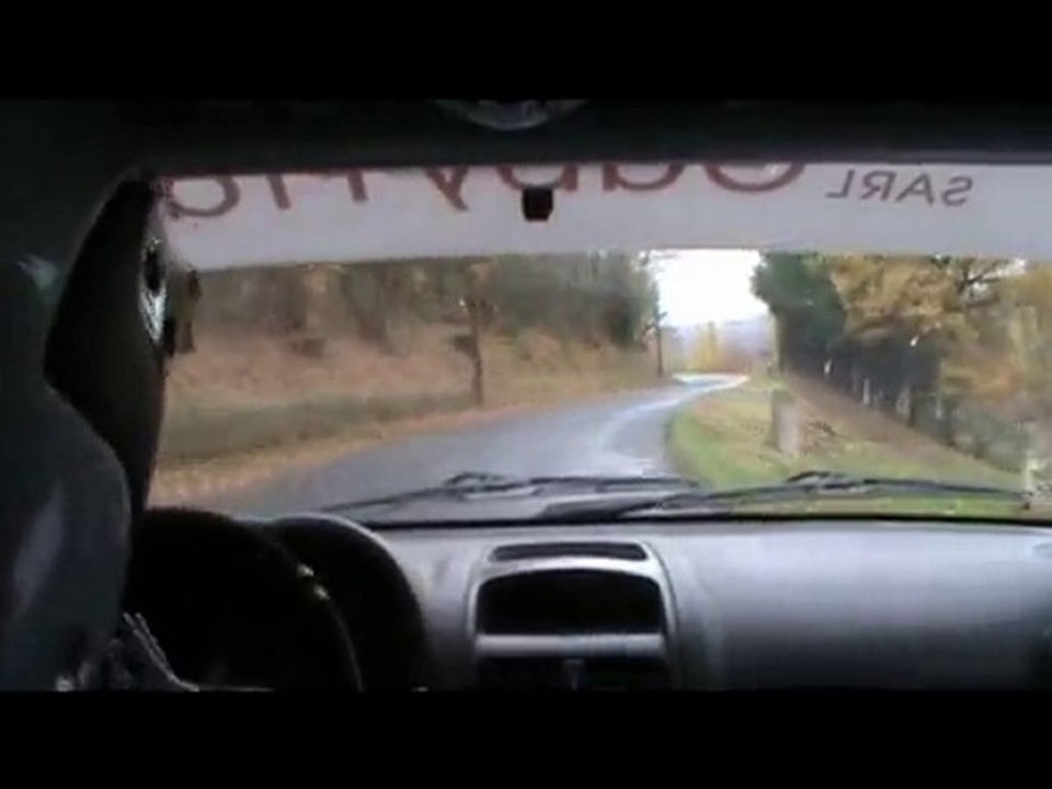 ES4 cam embarque rallye du cantal 2010 prat clio ragnoti