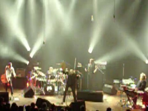 ARNO en concert Le Bikini Toulouse le 17 Novembre 2010