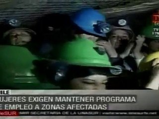 Mujeres chilenas hacen huelga exigiendo programa de empleos