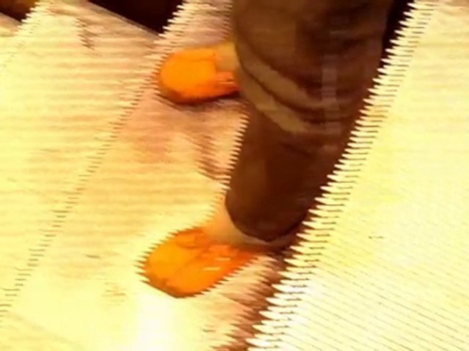 ORANGE FEET