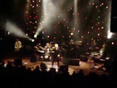 ARNO LES FILLES DU BORD DE MER EN CONCERT LE BIKINI TOULOUSE le 17 Novembre 2010