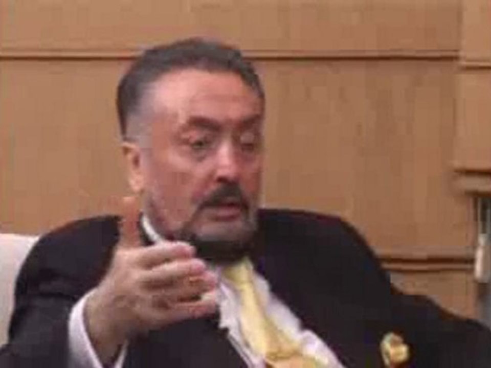 Demokratik düşünce, cumhuriyet ve laiklik Kuran'da hakim