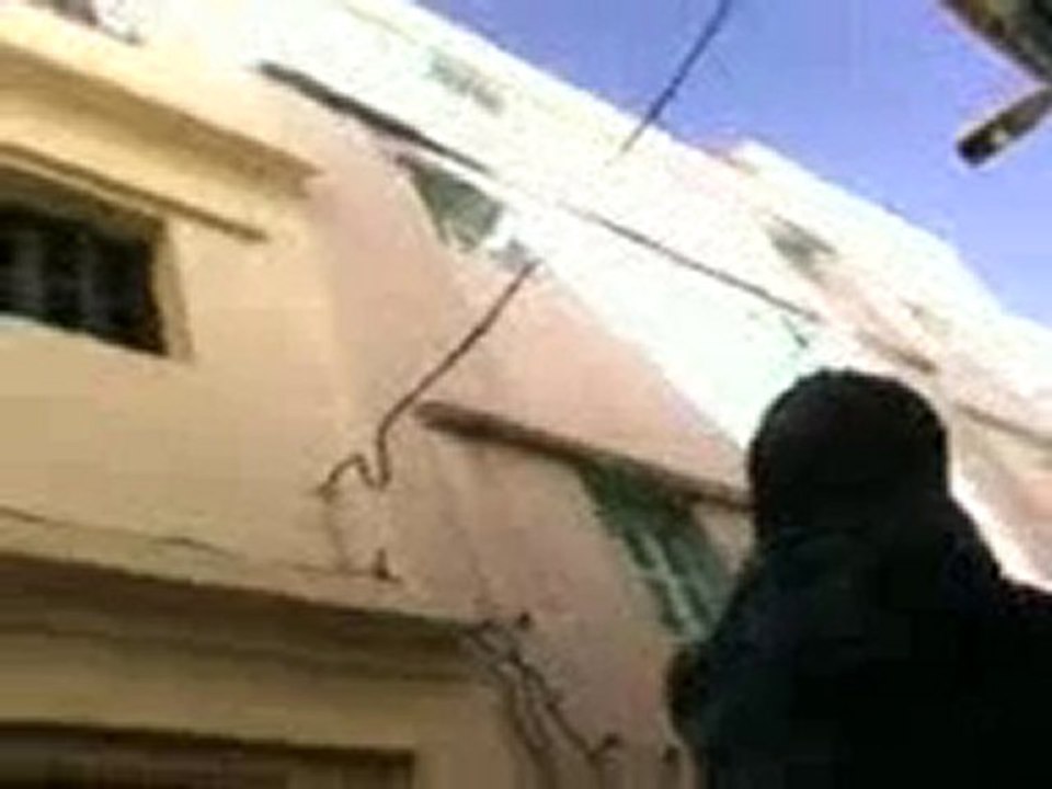 clip 1