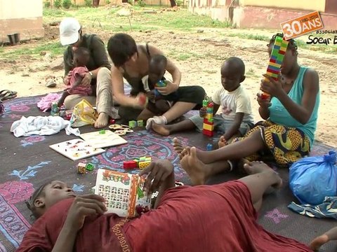 Laetitia, Françoise, Maialen et Miren, bénévoles chantiers