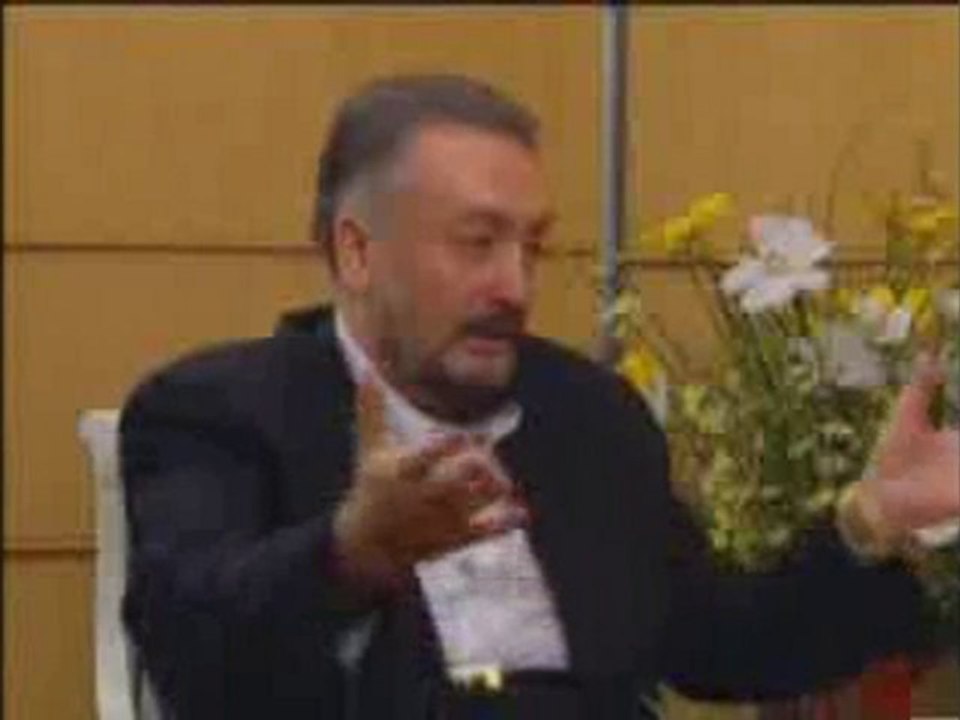 Adnan Oktar: Solcu da bizim kardeşimizdir, sağcı da bizim