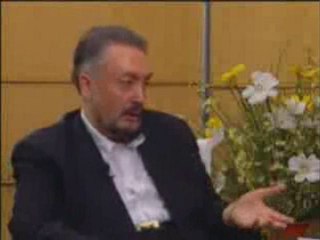 Vicdan kullanılıp doğrudan, güzelden ve haktan yana tavır