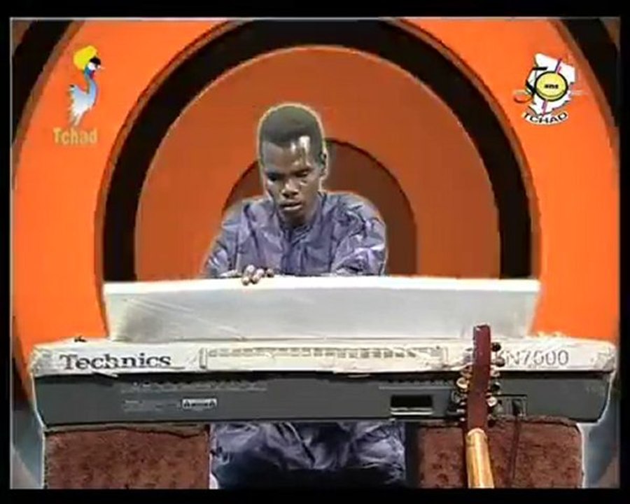 REPRISE : TCHAD MUSIQUE  SUR AFRICA24 DU 18/11/2010 PAR TOL