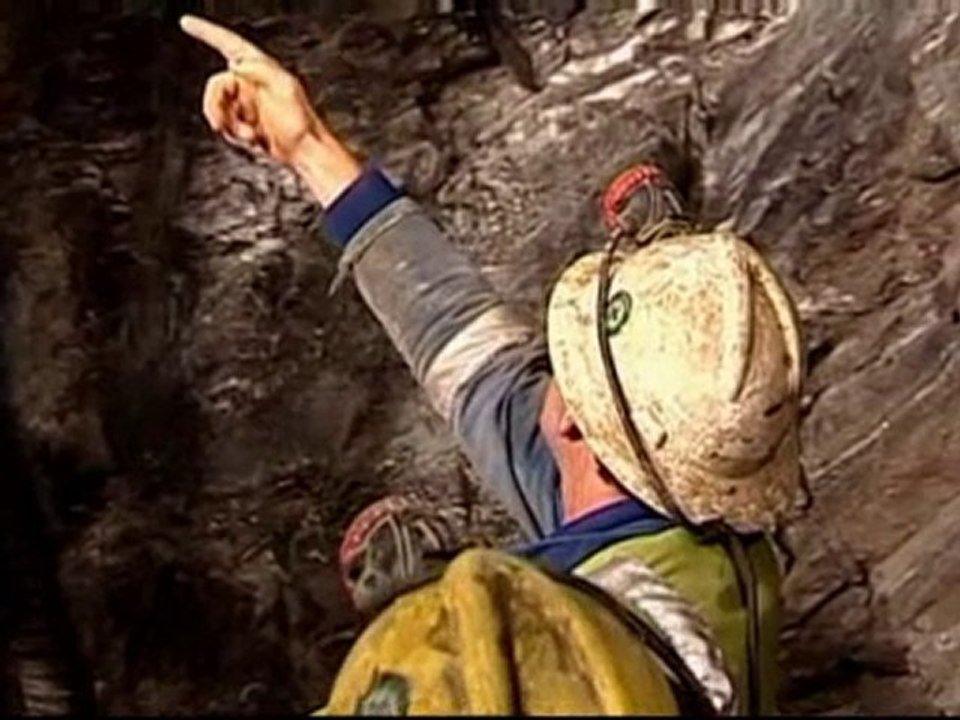30 missing after mine explosion