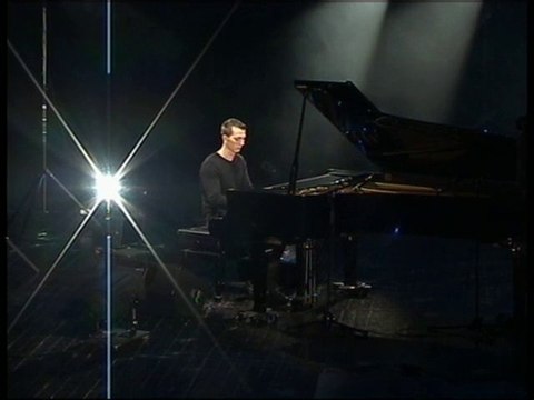 Calaisis TV: Calais Idol'Scope avec Laurent Callens