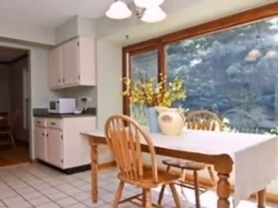 Homes for Sale - 237 E Winchester Rd - Libertyville, IL 6004