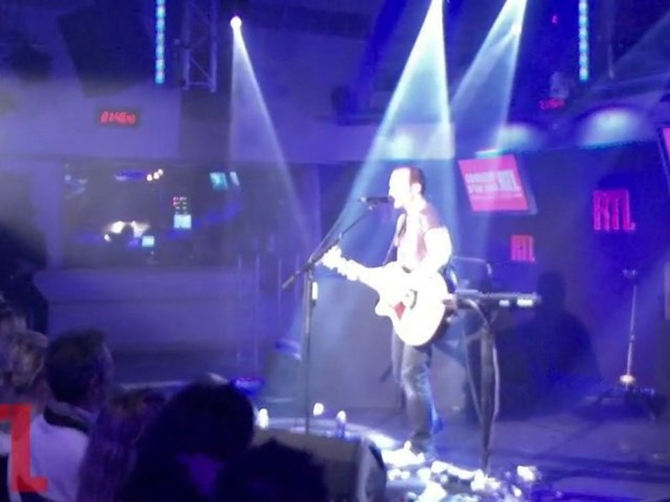 En apesanteur en live dans le Grand Studio de Calogero