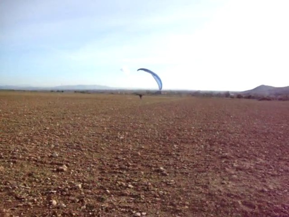 19 novembre 2010 attérissage paramoteur à st montan