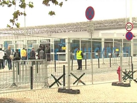 NATO summit to set Afghan handover