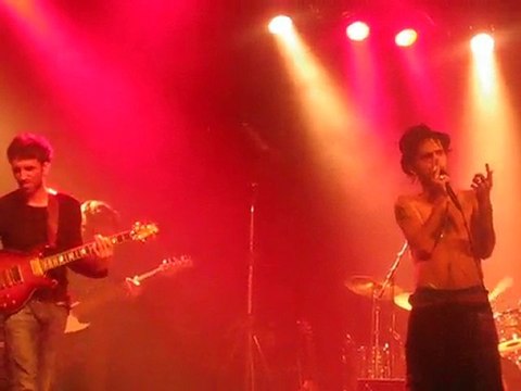 soan, parisiennes, en concert, élysée montmartre, 2010