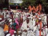 Palkhisohala:Alandi palkhi meets Dehu Palkhi