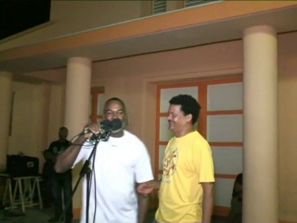 Elie Domota Meeting LKP 19.11.2010 Saint Francois