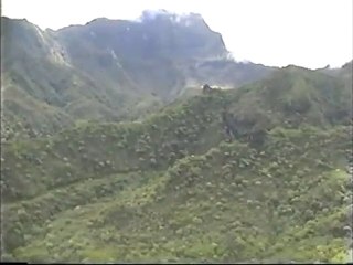 TAHITI   Survol hélicoptère de l'intérieur de l'ile