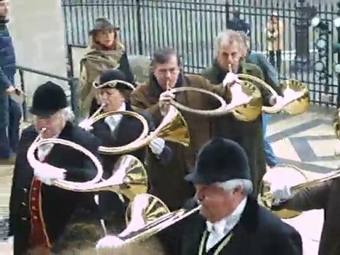 Aubade de trompes de chasse sur le parvis de la Madeleine- 3