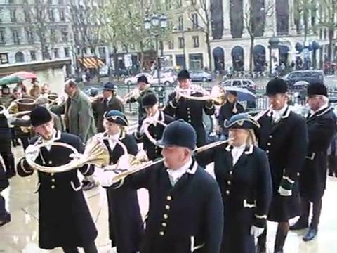Aubade de trompes de chasse sur le parvis de la Madeleine- 4