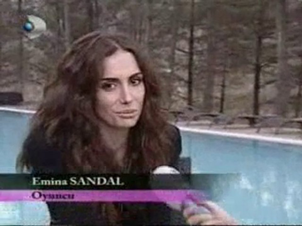 MUSTİ'NİN EŞİ EMİNA SANDAL HAMİLE Mİ? OLAY AÇIKLAMALAR!..