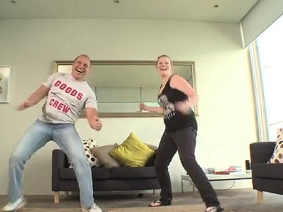 Couple playing Tennis on Kinect Sports for Xbox 360