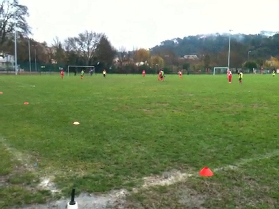 Match Des Poussins A Flassans Le 20/11/2010