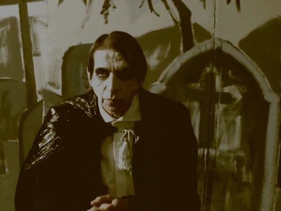 Weihnachten auf dem Friedhof. by Das Perfekte Promi Massaker