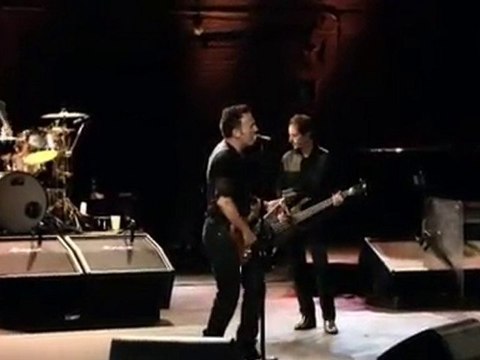 Prove it all night ( paramount 2009 ) bruce springsteen - video Dailymotion