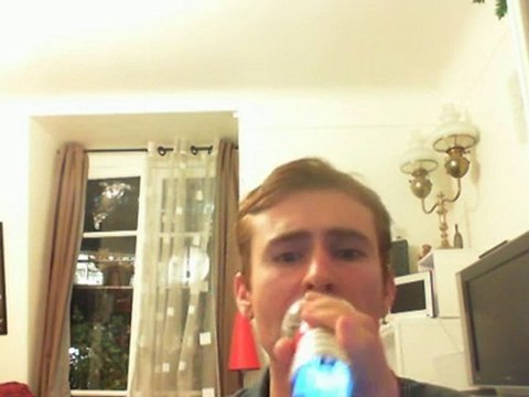 Wiwi égratigne Ca fait d'excellents français