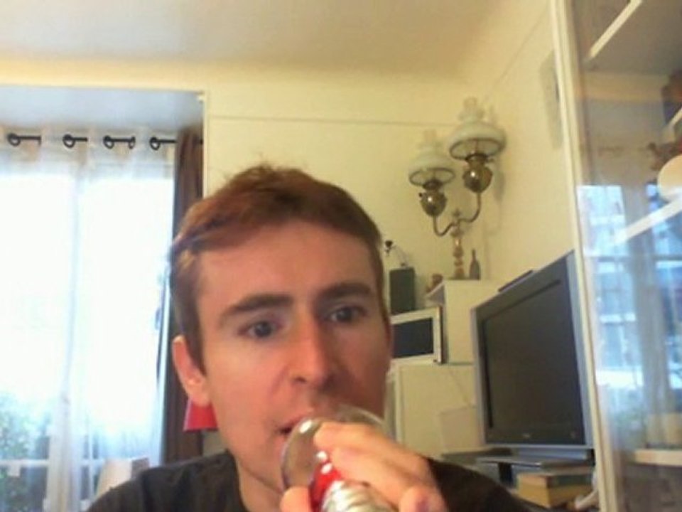 Wiwi égratigne "celle qui a dit non"