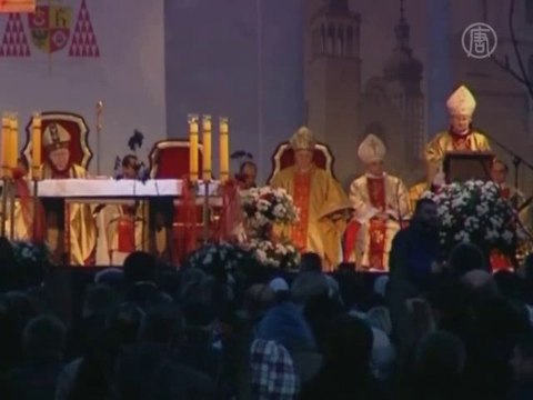 Самая высокая статуя Иисуса открыта в Польше