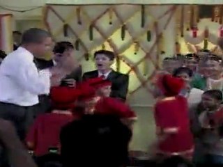 Obama Dancing in India with students Diwali Celebration