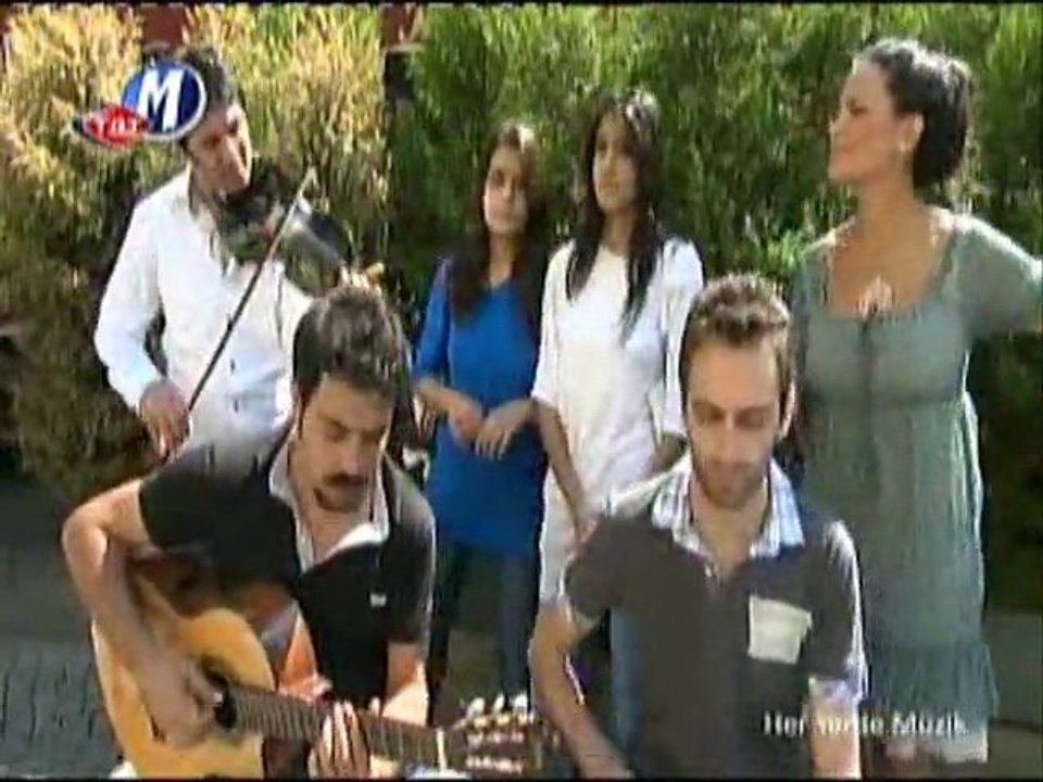 HASTALIKTA SAĞLIKTA  POPSTAR GÖKHAN MUSTAFA CECELİ