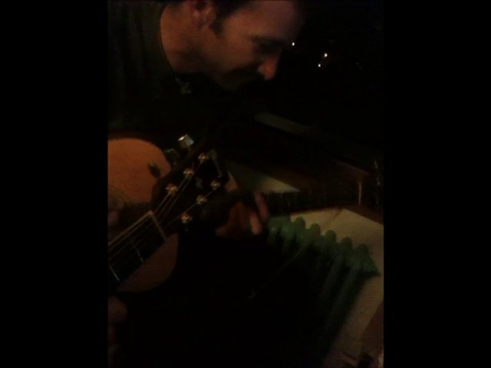 guitare avec max: c 'est la vie