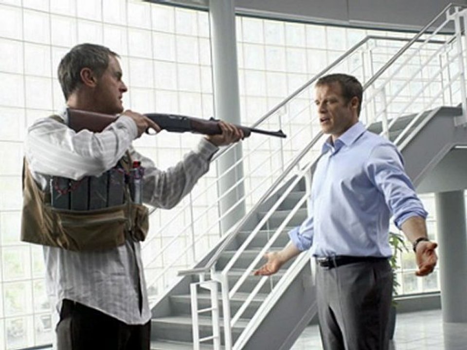 Human Target S2 E2 The Wife s Tale HD 1