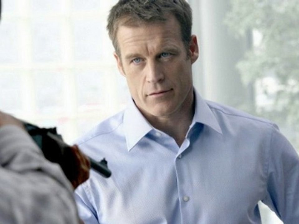 Human Target S2 E2 The Wife s Tale HD 2