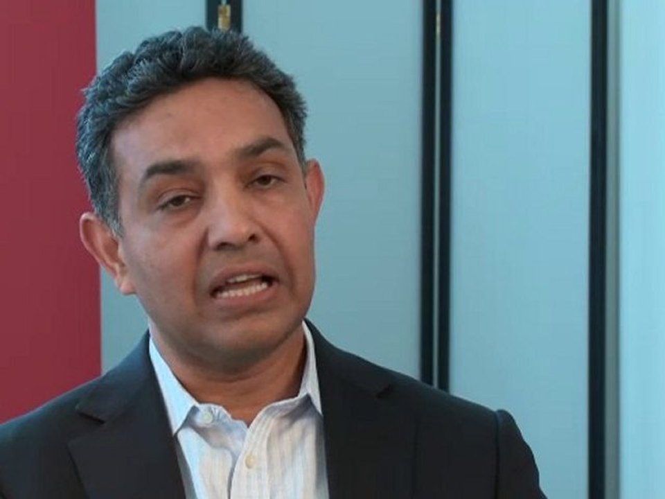 Future of PC Tablets | Sanjay Jha, Motorola CEO