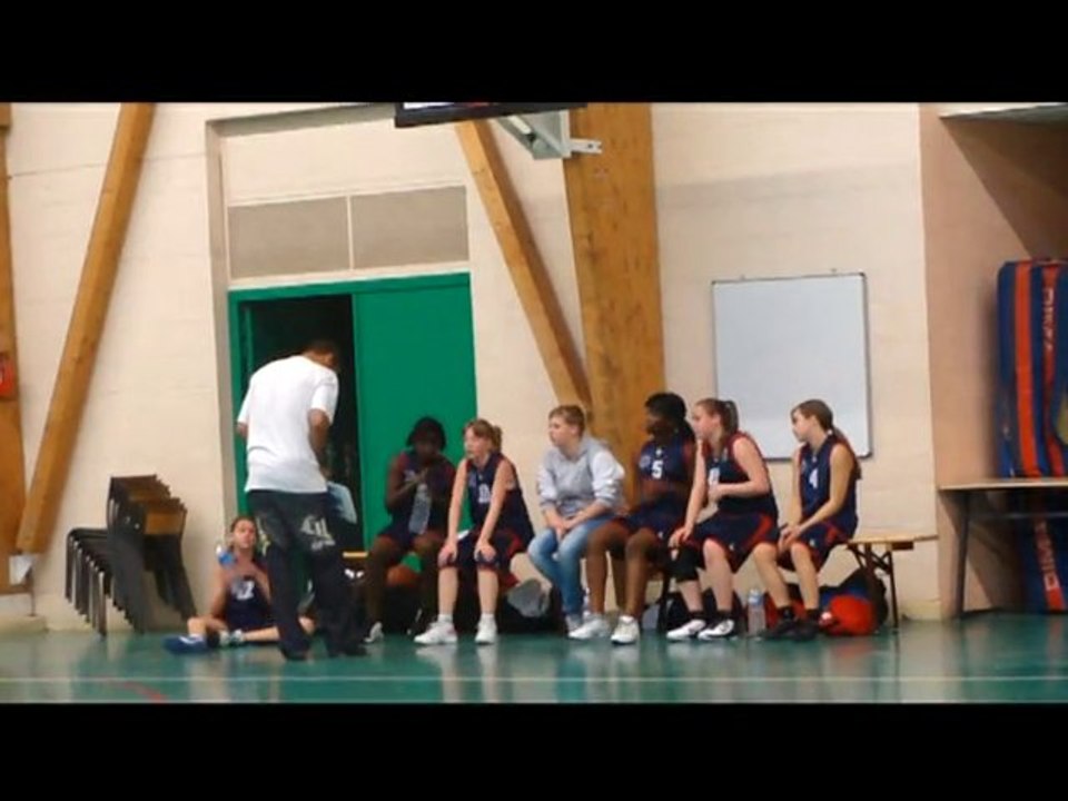 2010.11.06 Minimes Filles @ Montsoult