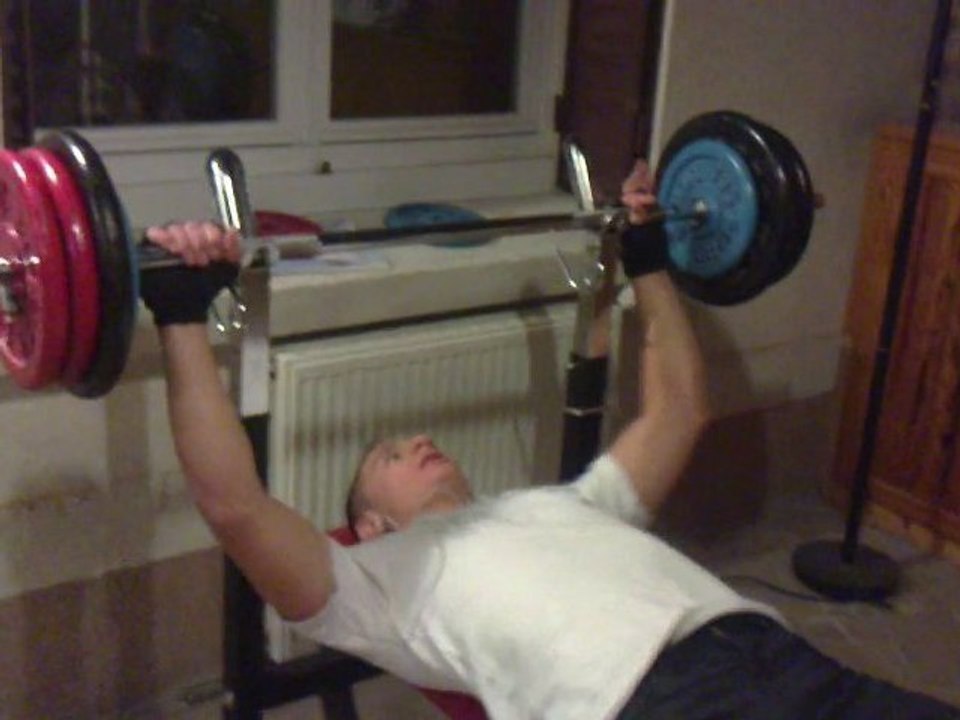 5 rep a 100 kg au Devellopé Couchée