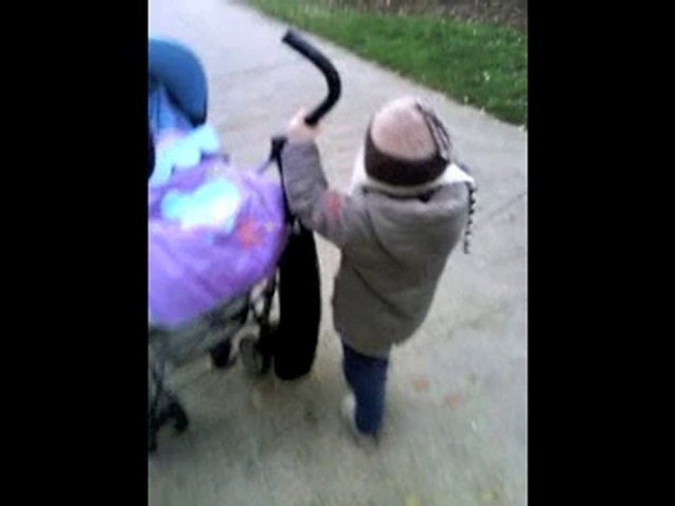 j'me ballade les mains dans les poches...enfin presque