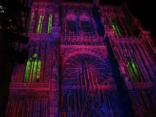 LES ILLUMINATIONS DE NOTRE DAME DE STRASBOURG