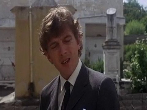 Fragment of Fear Starring David Hemmings - Classic Film