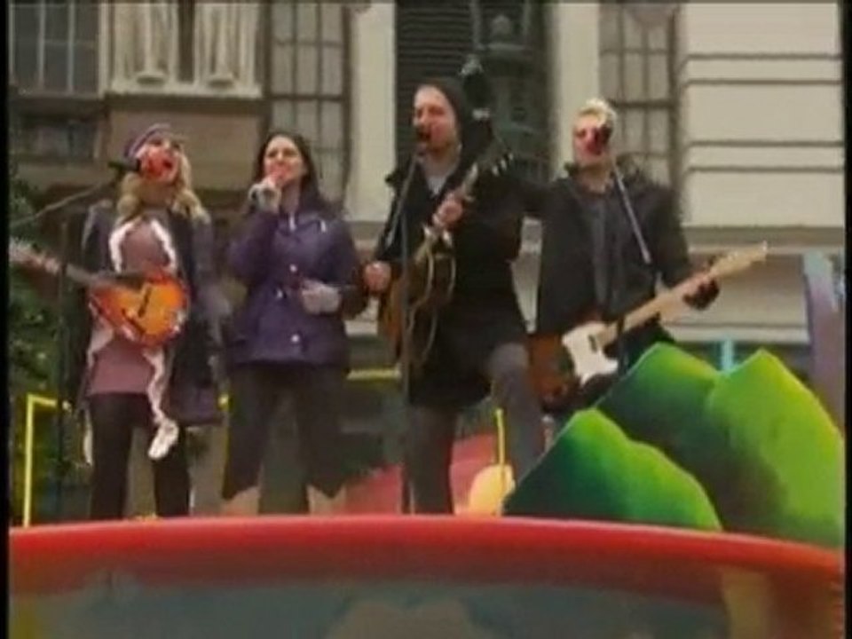 Macy's Thanksgiving Day Parade - 11/25/10