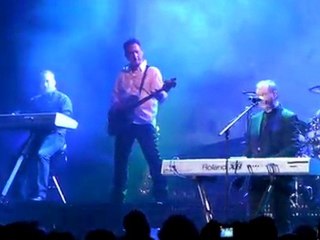 OMD Souvenirs Paris 25 11 10