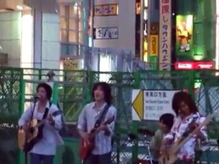 CNBLUE ストリートライブ映像