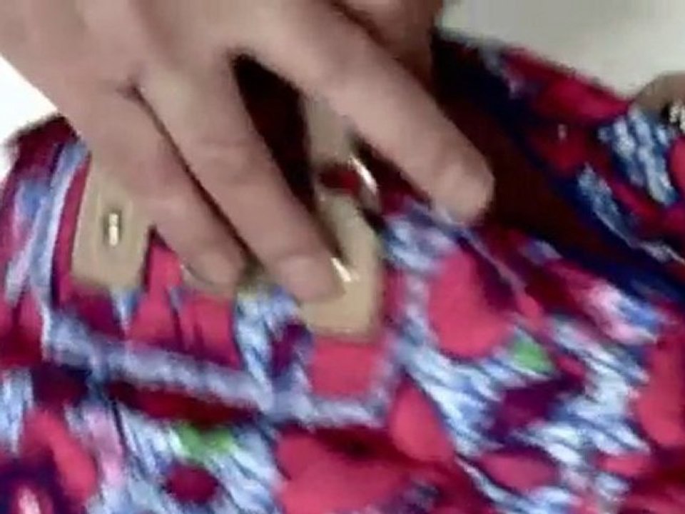 (oilily handtaschen) ess.n handbag / umhaengetasche