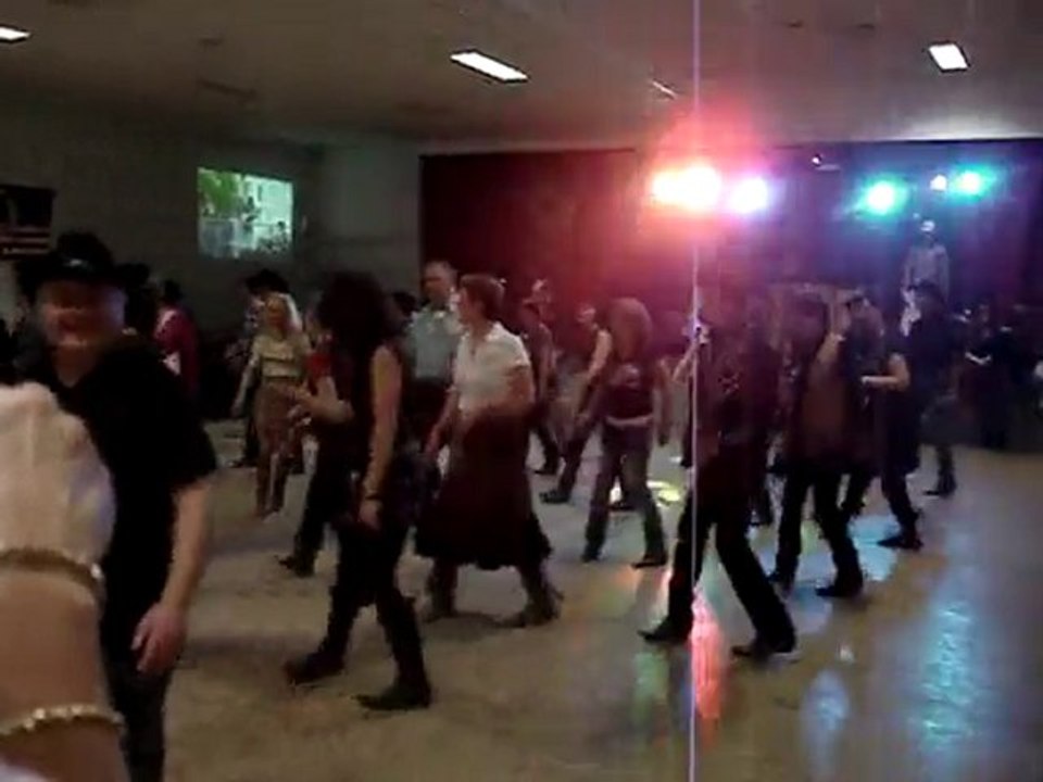 BAL COUNTRY à PRAYSSAC COUNTRY ROADS ET MONIQUE