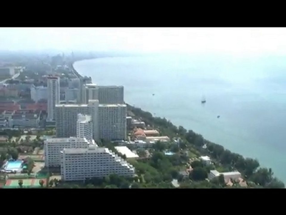 Pattaya et Jomtien vu depuis le 56ème étage de Pattaya-Park