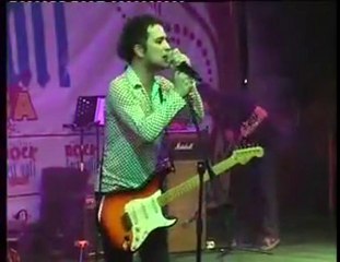 YouTube - UmuT KaYa__Anma Arkadaş (Gazipaşa Konseri)